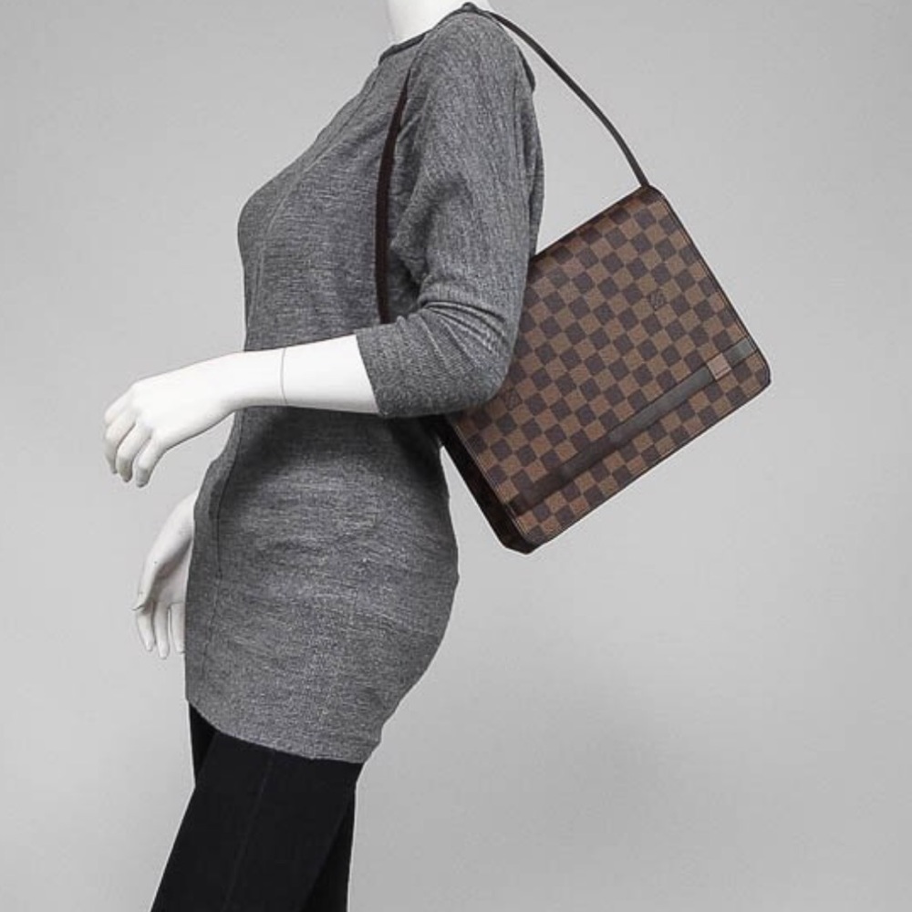 Authentic LV Tribeca Carre Damier handbag!!